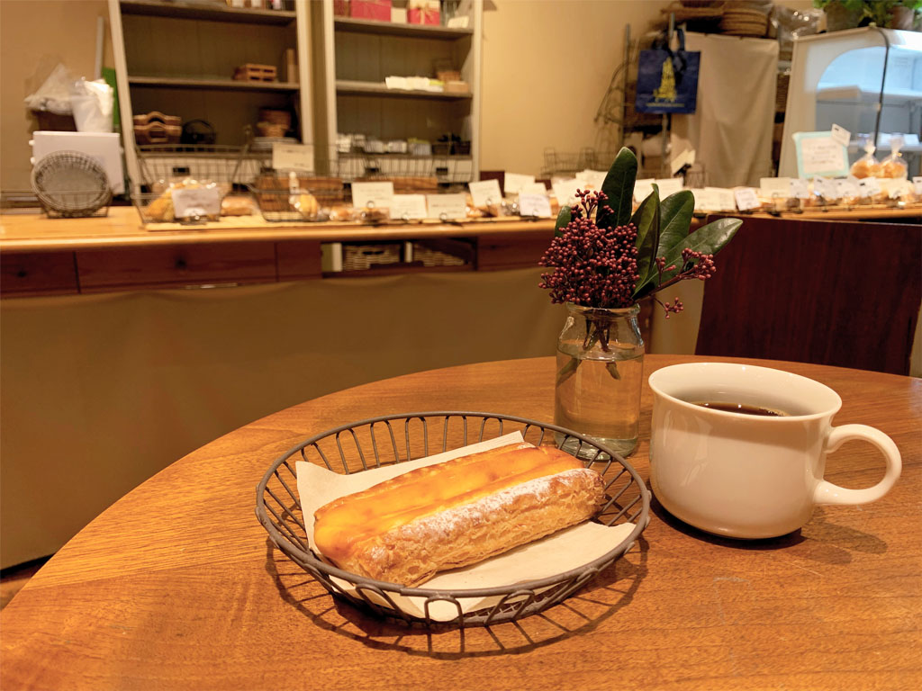 近くの花屋 レミルフォイユドゥリベルテ 大崎店 カフェ