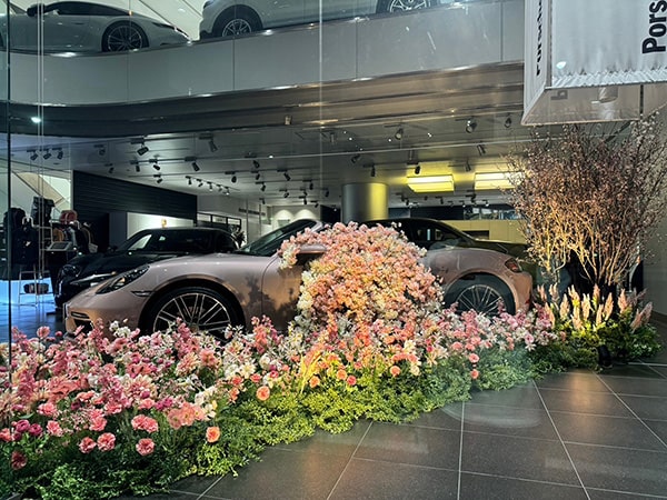 Porsche Center Meguro