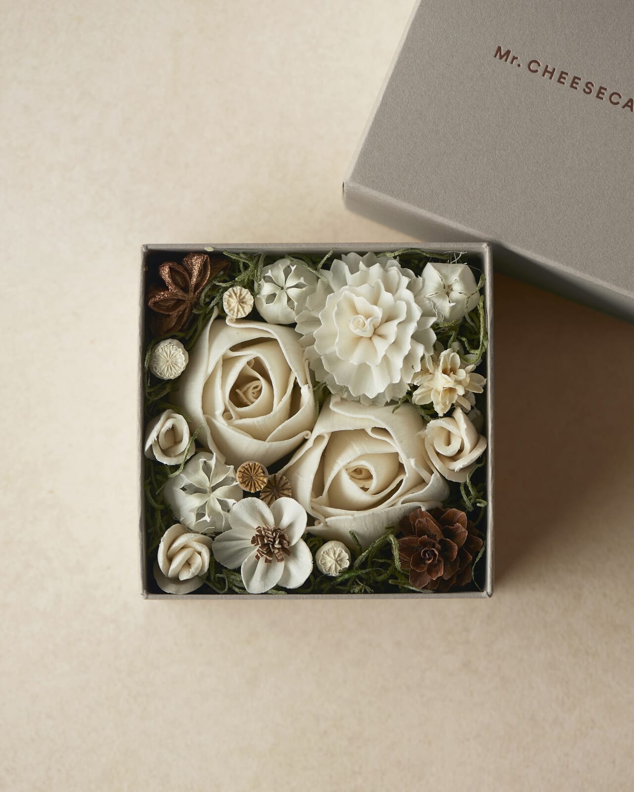 2024年 母の日｜Mr. CHEESECAKE assorted 4-Cube Box Moment & Flower Box