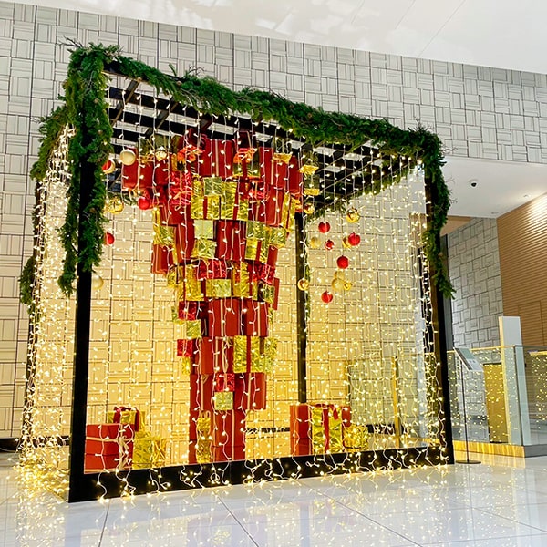レミルフォイユドゥリベルテの生け込み・施工・装飾・装花・設営、空間装飾クリスマス過去実績